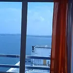 Apartaestudio 19C en Cartagena Con Aire Piscina y Wifi